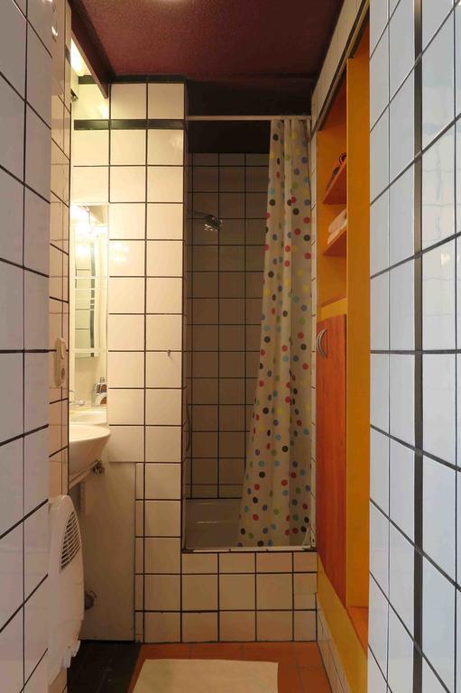 Gaesteappartement Im Atelierhaus Wuppertal Phòng bức ảnh